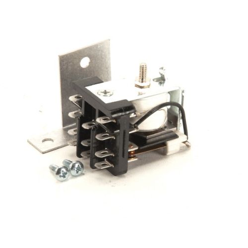 Blodgett 18582 Electric Convection Oven Relay And Bracket 3-PDT 240V