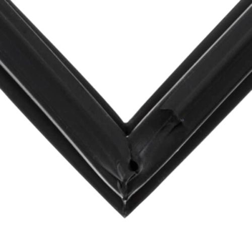 True 810797 Bottom Door Gasket Black TA/TG/TR1H-2HS
